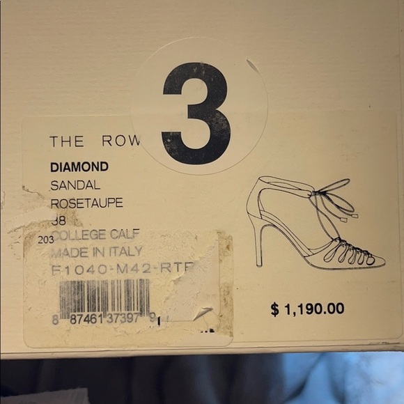 The Row Diamond Pump Size 38 - Picture 8 of 8